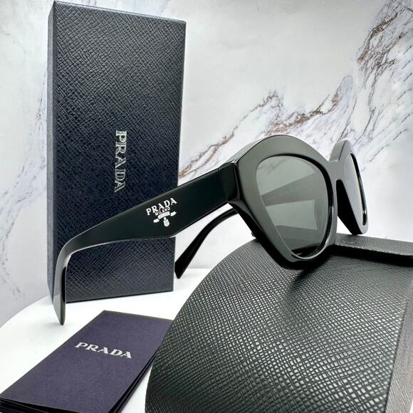 New PRADA Sunglasses Black Butterfly Cat Eye Logo Symbole Logo New - Picture 3 of 16